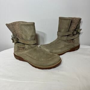 Chaco Sandstone Boots Olive Suede Leather Wool Lined Winter Casual Boho 7.5